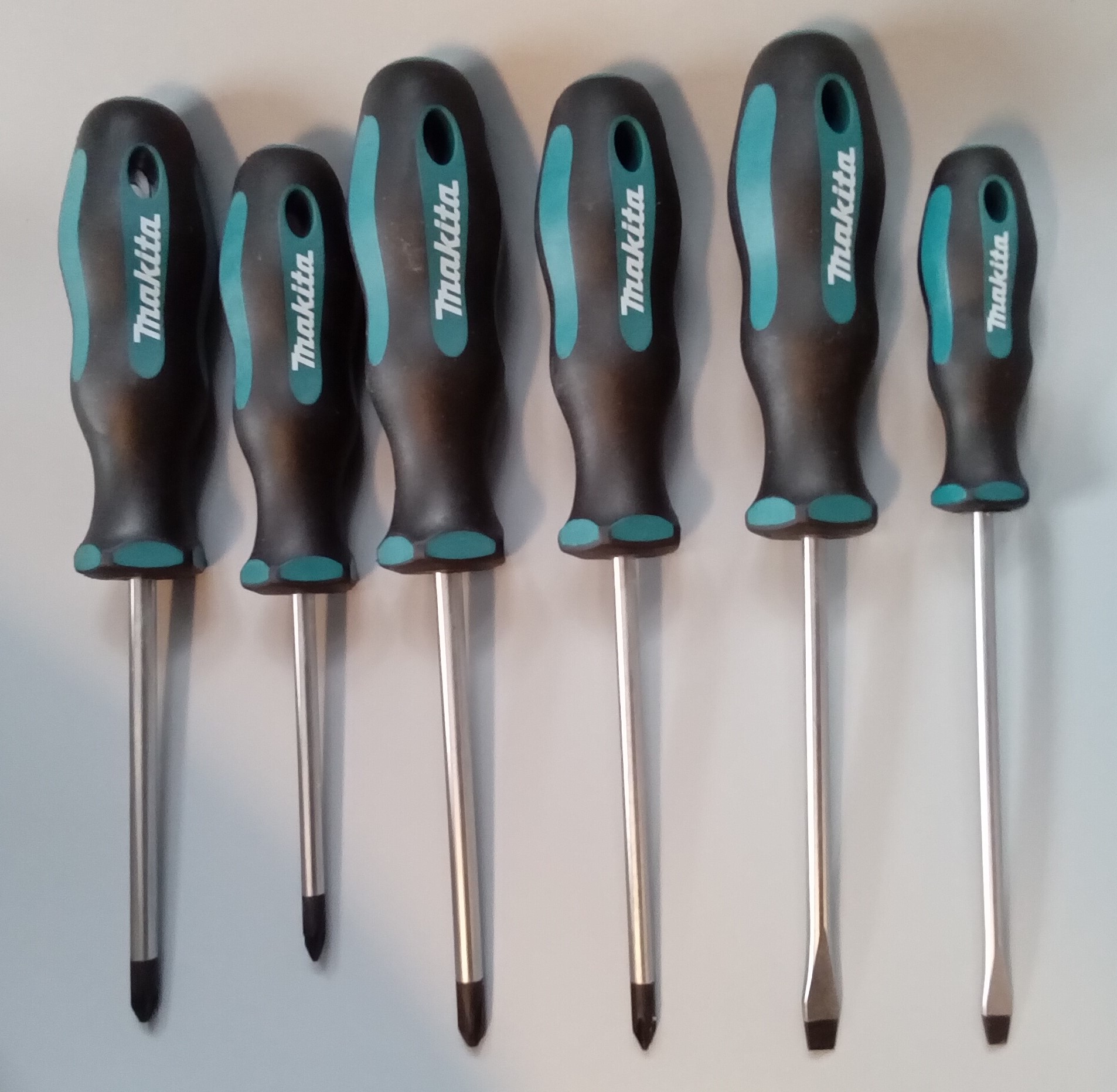 MAKITA E-10528 ZESTAW ŚRUBOKRĘTÓW PH PZ 6 SZTUK - obrazek 2